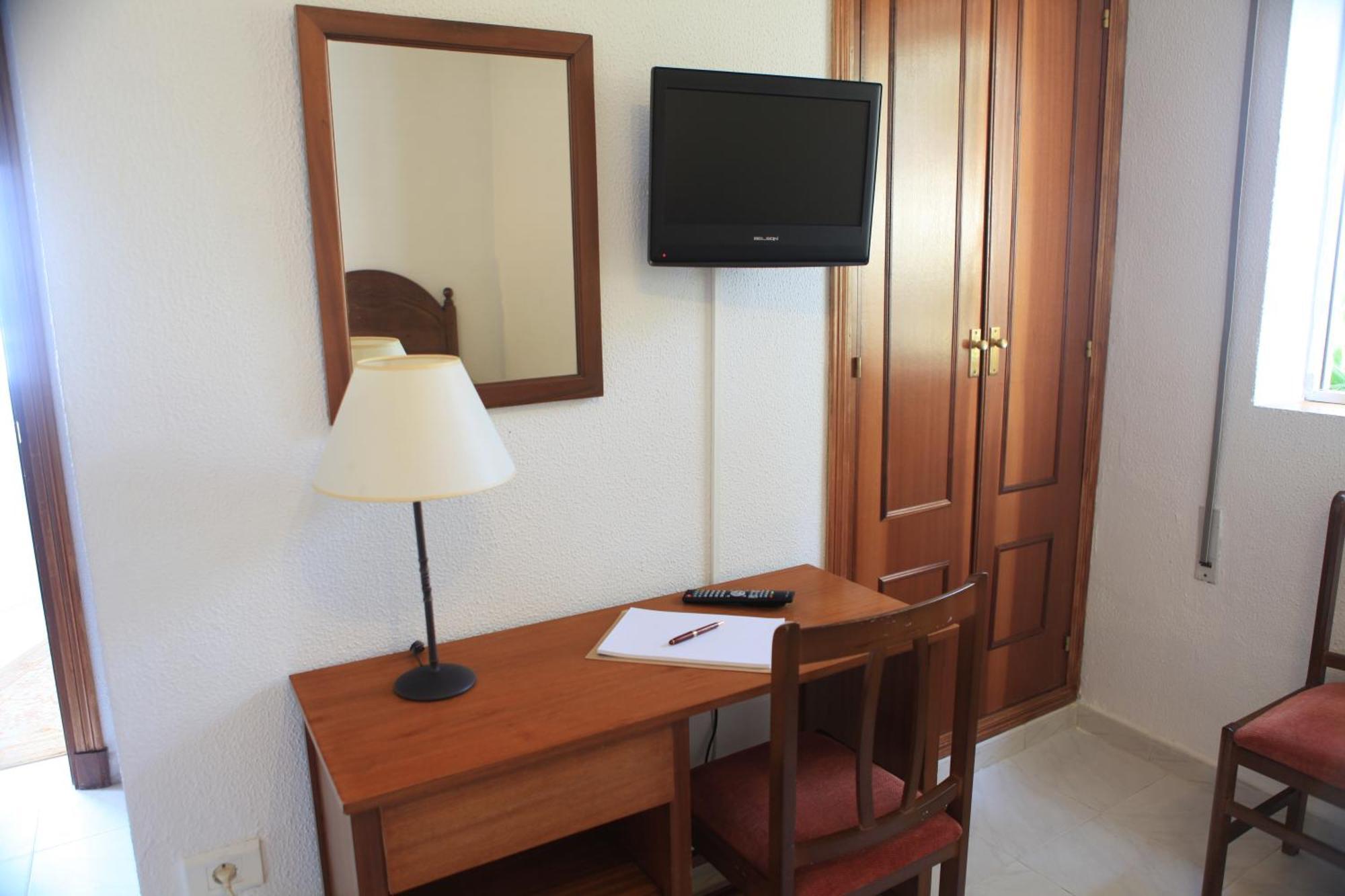 Hotel El Coloso Jerez de la Frontera Exteriör bild