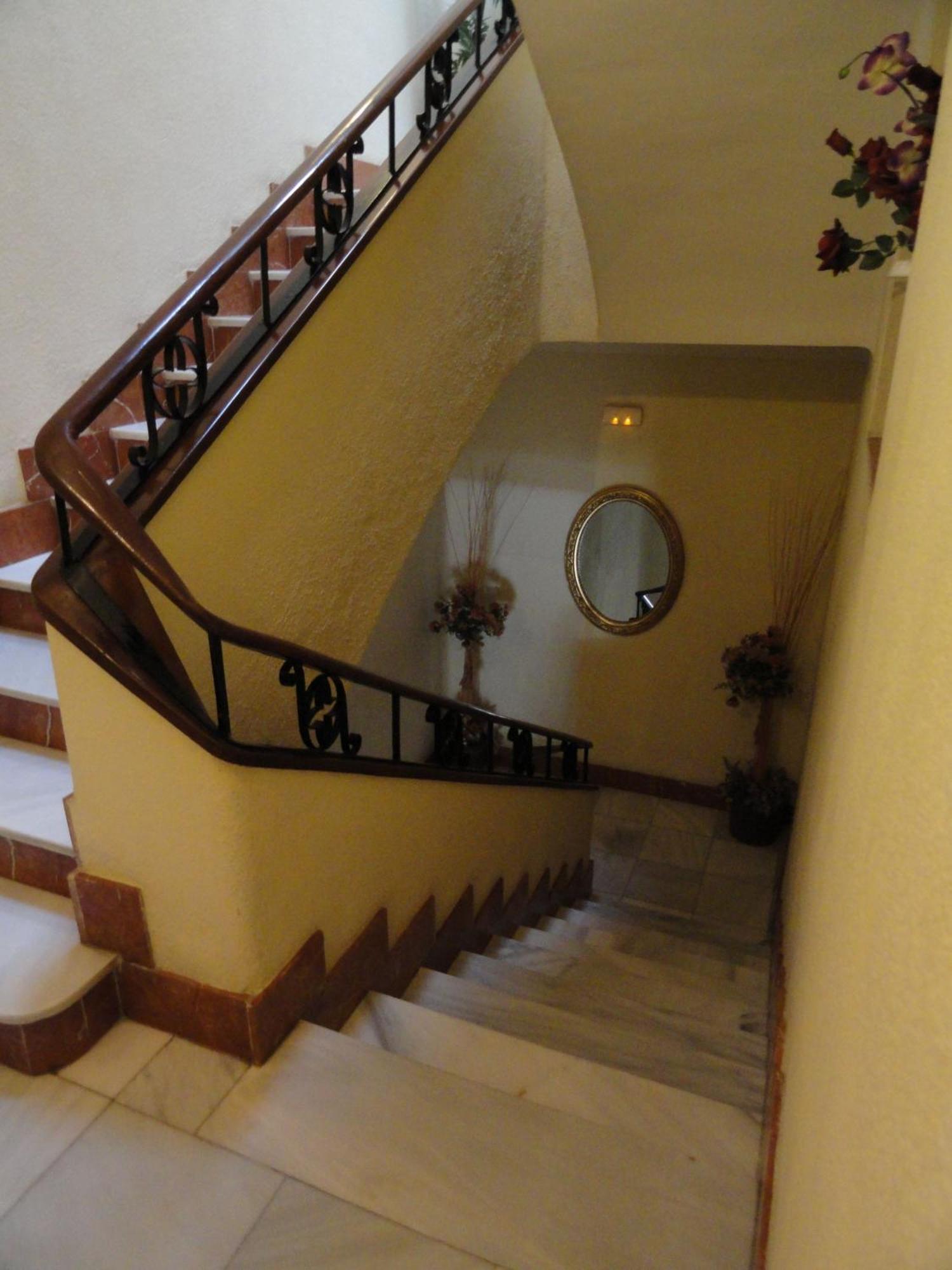 Hotel El Coloso Jerez de la Frontera Exteriör bild